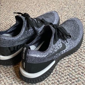 Nike flyknit epic reacts size 7.5 “oreo”